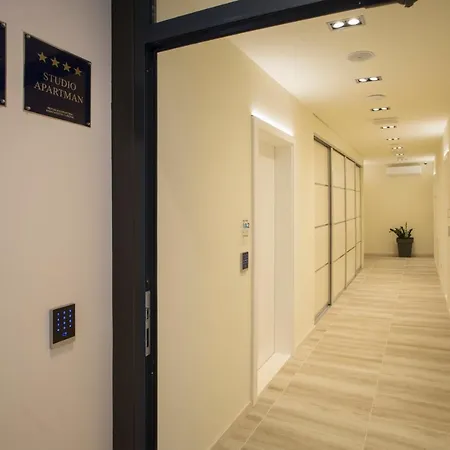 Perimar Luxury And Center アパート スプリト