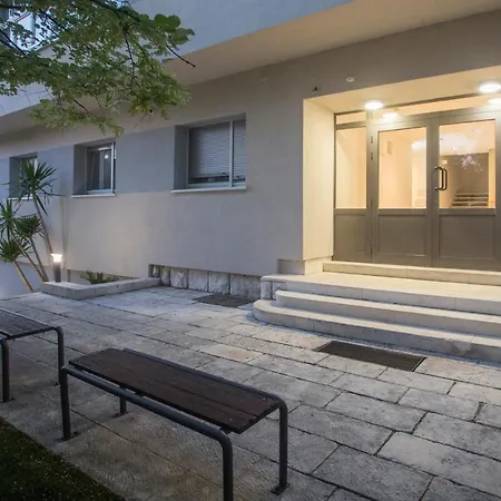 Perimar Luxury And Center Daire *