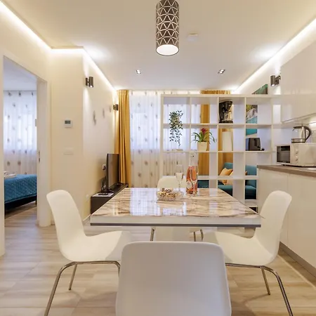 Daire Perimar Luxury And Center *