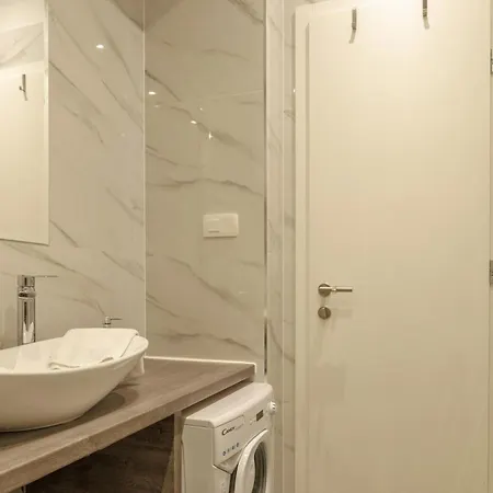 Perimar Luxury And Center *