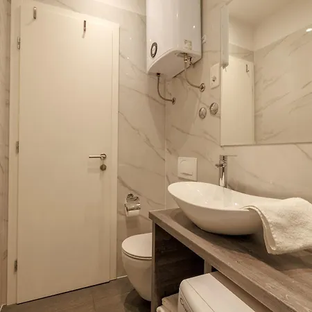 아파트 Perimar Luxury And Center *